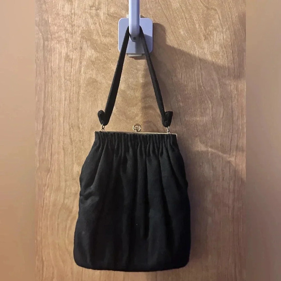 Vintage Guild Creations Black Cloth Pleated Purse - Picture 7 of 9